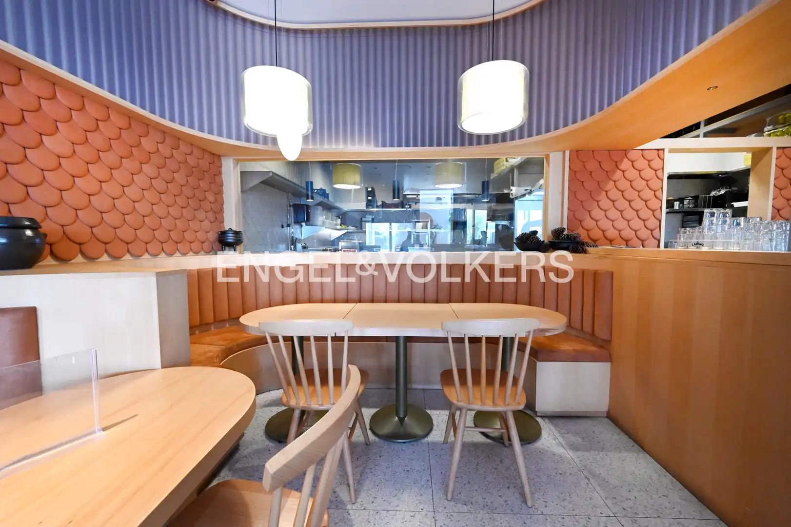 Commercial properties for sale in Santander  with Air Conditioner, Terrace and Furnished