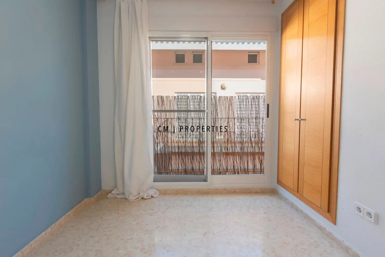 Dormitori de Pis en venda en Moncada amb Aire condicionat, Calefacció i Terrassa