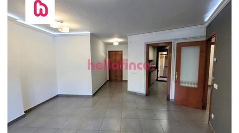 Foto 3 de Pis en venda a Calle San Rafael, Sant Pere de Torelló, Barcelona