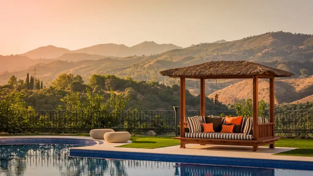 Chalet con piscina en venta en Milla de Oro, imagen 33