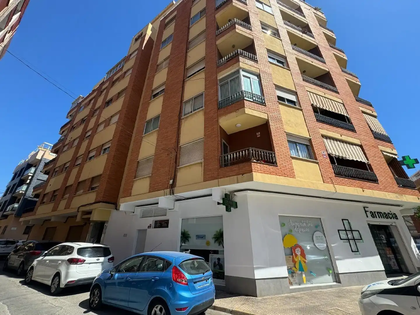 Vista exterior de Pis en venda en Sagunto / Sagunt