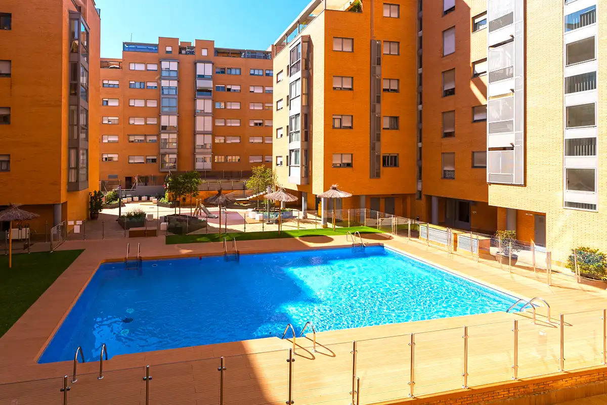 Piscina de Piso en venta en Madrid con Aire acondicionado, Terraza y Trastero