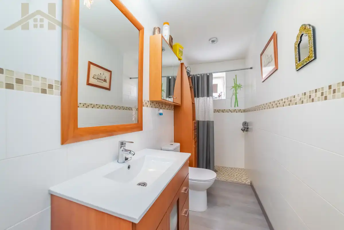 Bathroom of Detached homes for sale in Rivas-Vaciamadrid  with Air Conditioner, Heating and Private garden