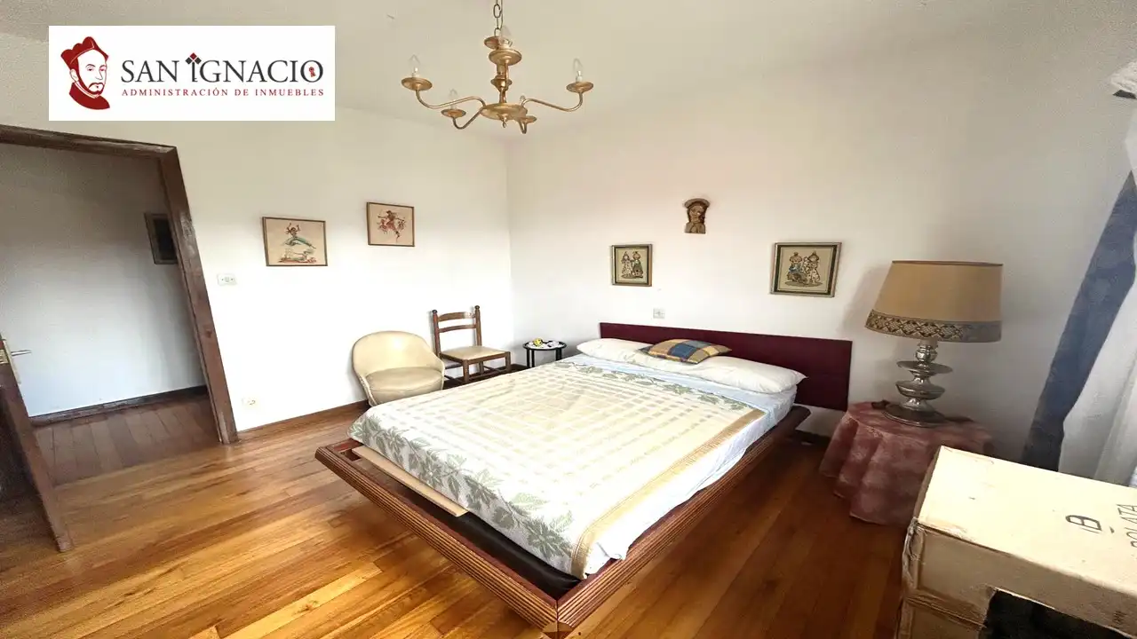 Habitación de Piso en venta en Villarcayo de Merindad de Castilla la Vieja con Terraza y Amueblado