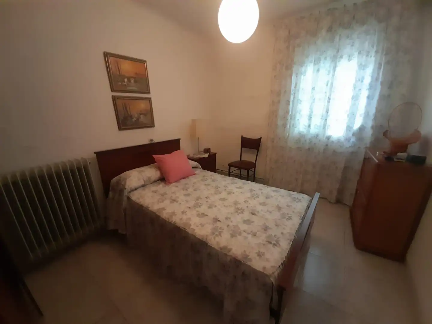 Habitación de Casa o chalet en venta en Centro