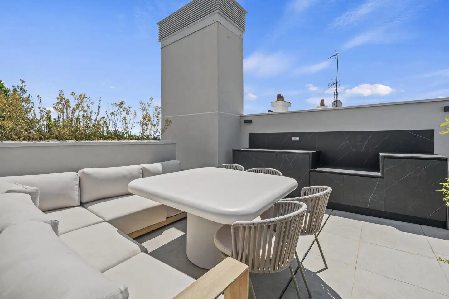 Terrassa de Pis de lloguer en Madrid amb Aire condicionat, Terrassa i Piscina