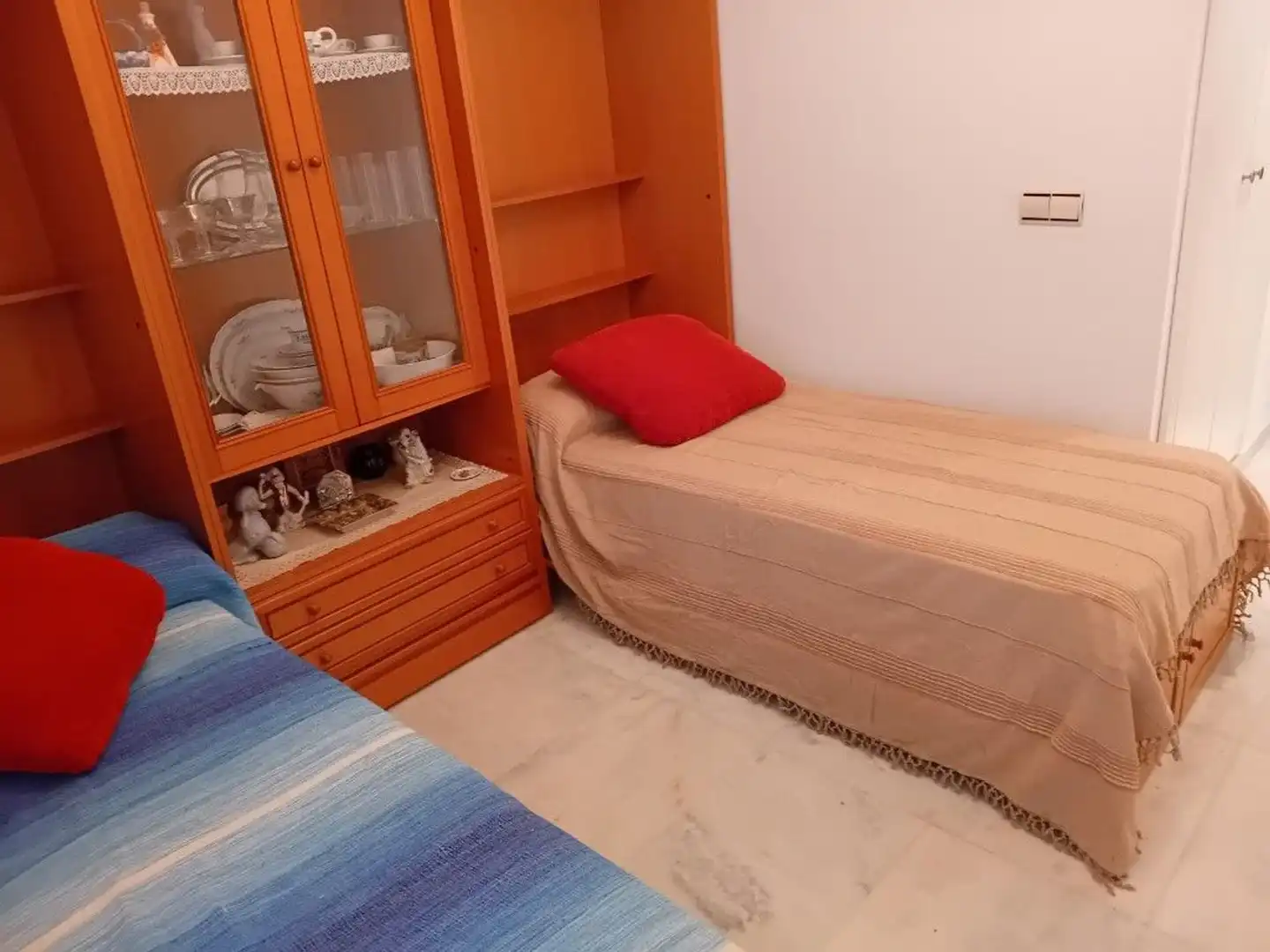 Dormitori de Pis en venda en Valencia amb Aire condicionat, Calefacció i Jardí privat