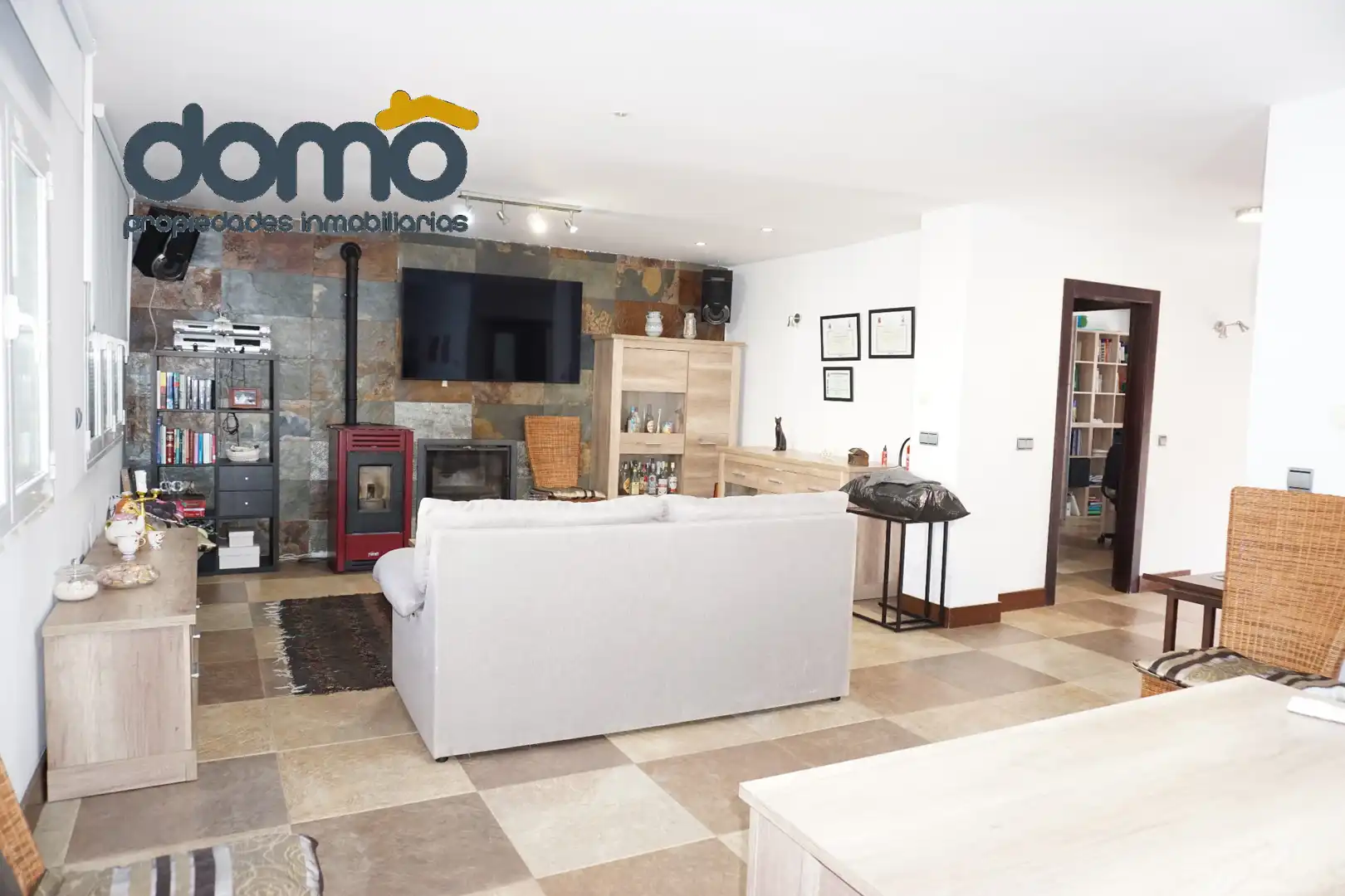 Chalet con terraza en venta en Calle Fuente Encaña, imagen 2