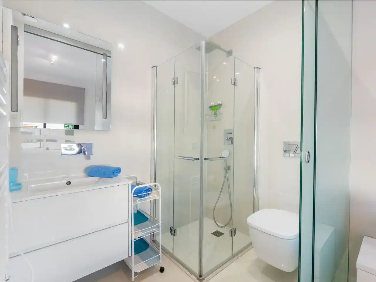 Badezimmer von Wohnungen zur Miete in Pilar de la Horadada mit Klimaanlage, Schwimmbad und Möbliert
