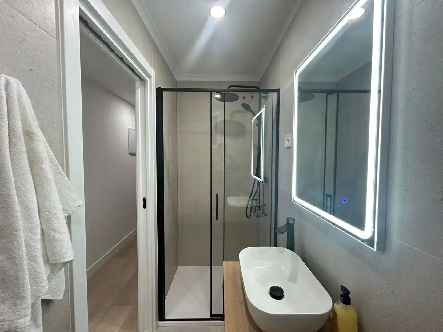 Bathroom of Flat for rent in Tarragona  with Air Conditioner, Heating and Furnished
