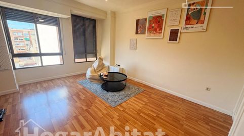 Foto 2 de Piso en venta en Calle Salvador, Zona Avenida al Vedat, Torrent