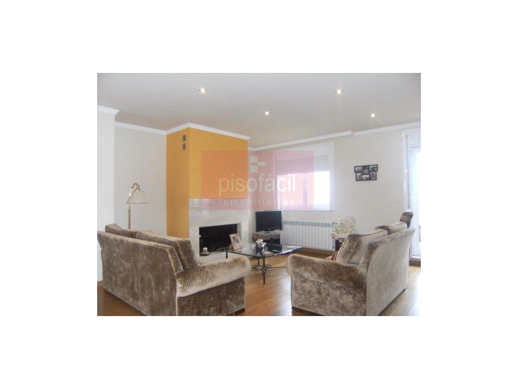 Living room of Duplex for sale in Lugo Capital  with Heating and Terrace
