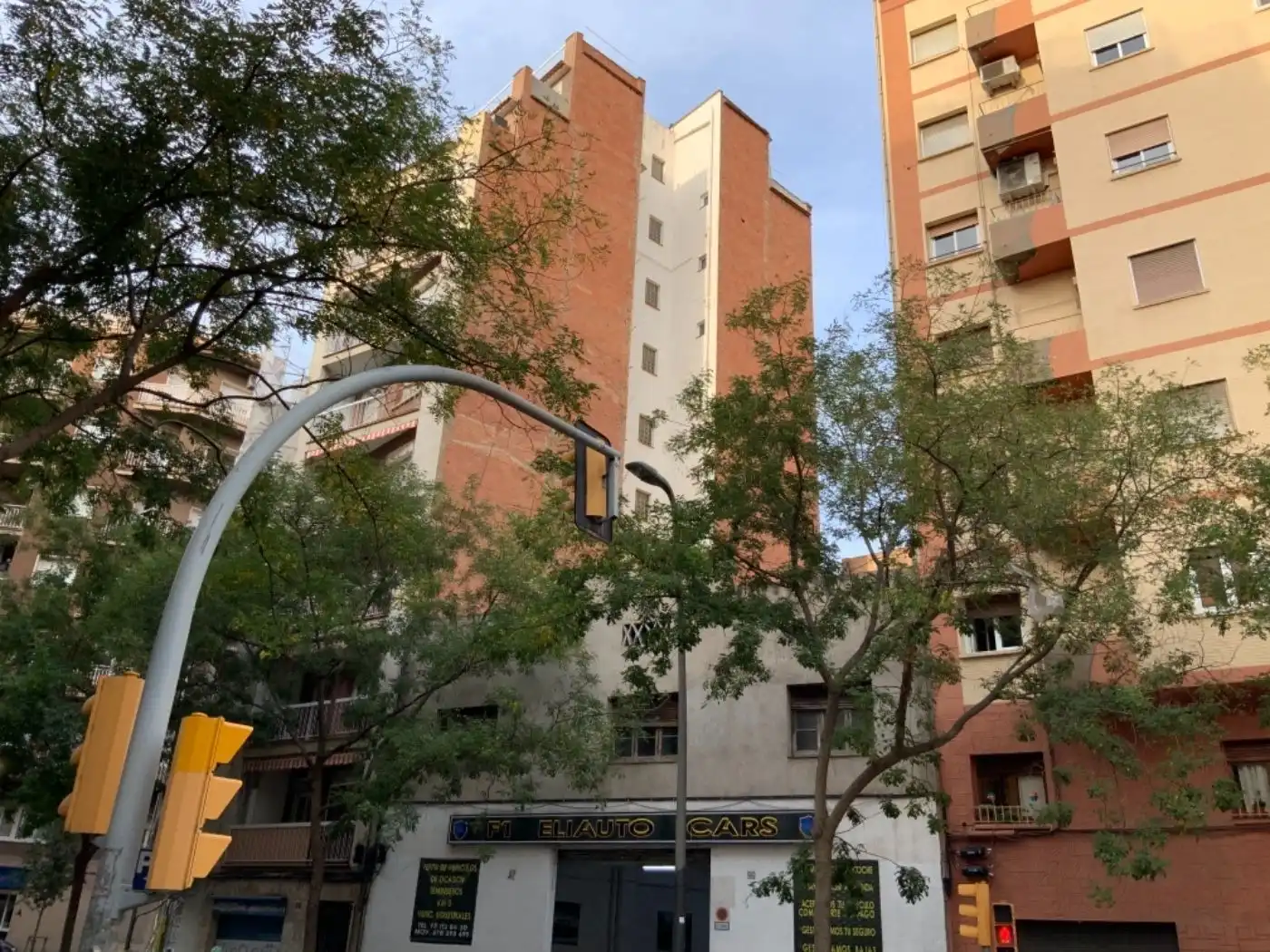 Exterior view of Industrial buildings for sale in Barcelona
