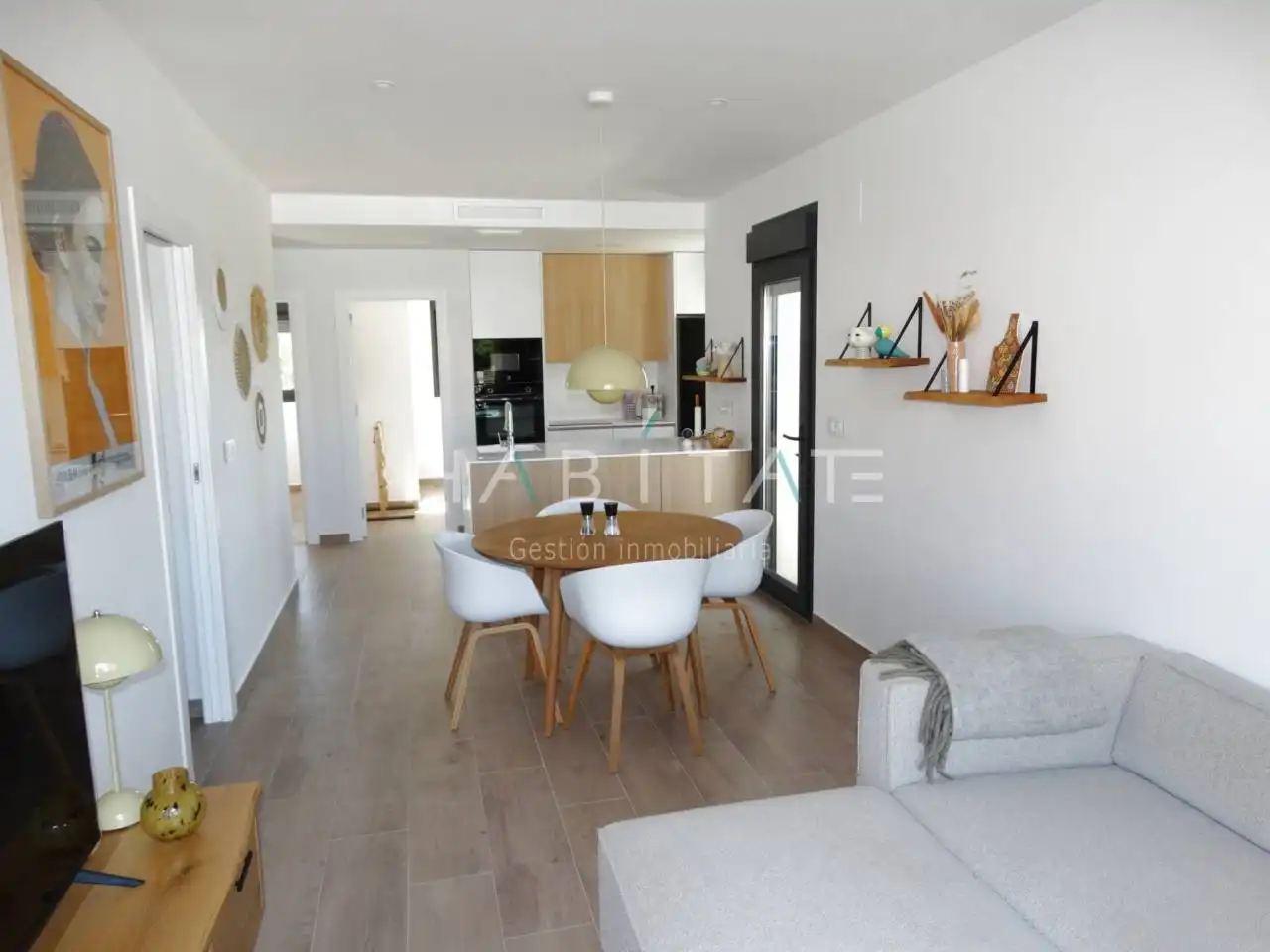 Sala d'estar de Casa o xalet en venda en Pilar de la Horadada amb Aire condicionat, Terrassa i Moblat