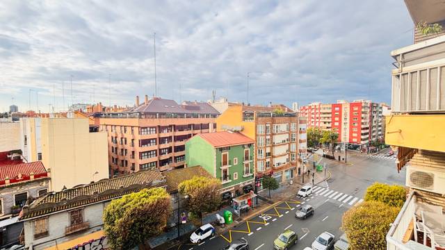 Piso en Alquiler en Avinguda del Port, 237 en El Grau