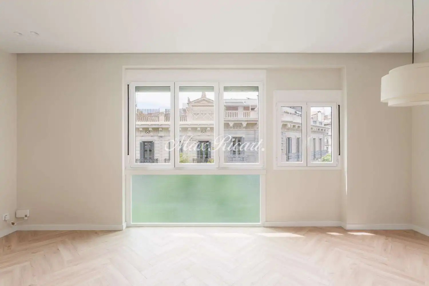 Sala de estar de Piso en venta en Barcelona con Aire acondicionado y Calefacción