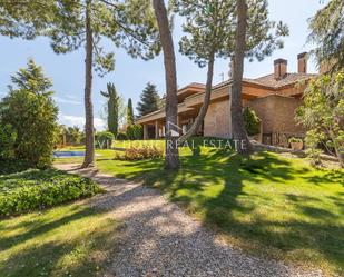 Jardí de Casa o xalet en venda en Pozuelo de Alarcón amb Aire condicionat, Calefacció i Parquet