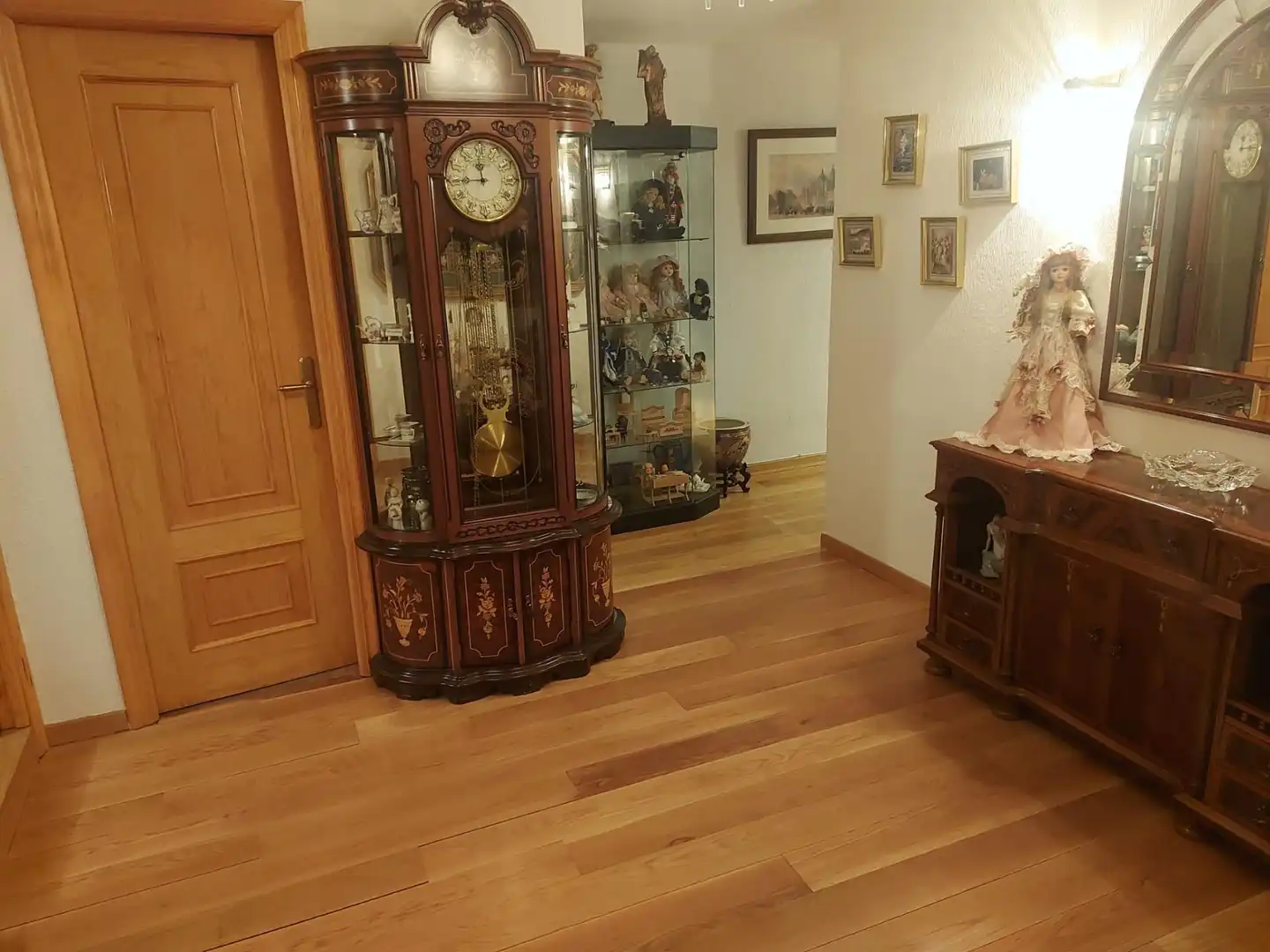 Sala d'estar de Casa o xalet en venda en Torrecaballeros amb Calefacció, Jardí privat i Traster