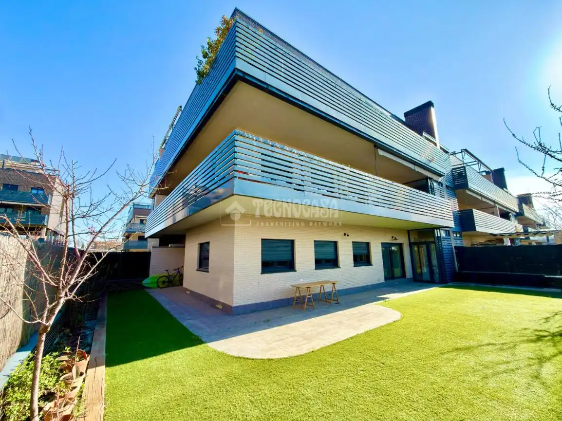 Exterior view of Flat for sale in Cabanillas del Campo  with Heating
