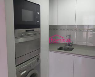 Kitchen of Apartment to rent in  Valencia Capital  with Air Conditioner, Heating and Balcony