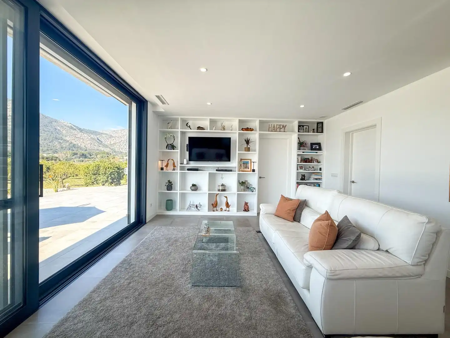 Sala de estar de Casa o chalet en venta en Tormos con Aire acondicionado, Calefacción y Piscina
