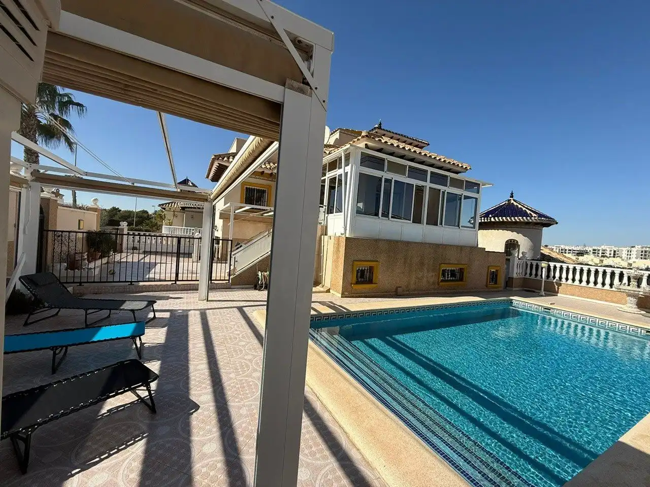 Piscina de Casa o xalet en venda en Orihuela amb Calefacció, Terrassa i Piscina