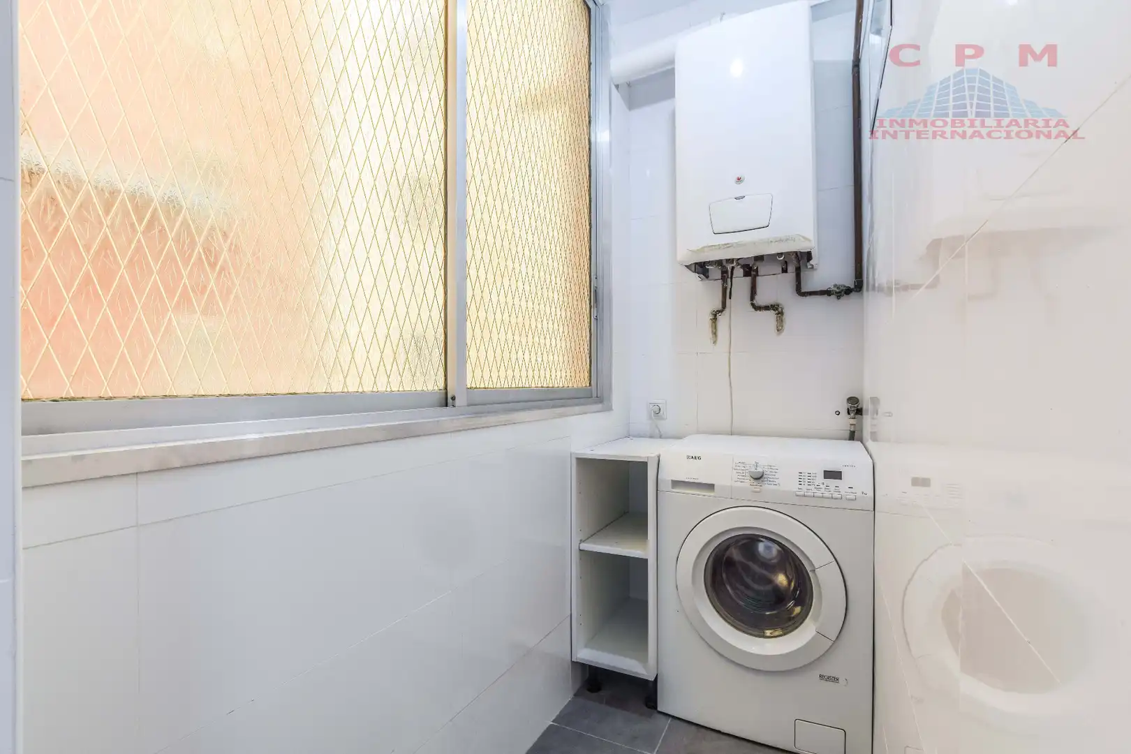 Badezimmer von Wohnung zur Miete in Madrid mit Klimaanlage, Heizung und Parkett