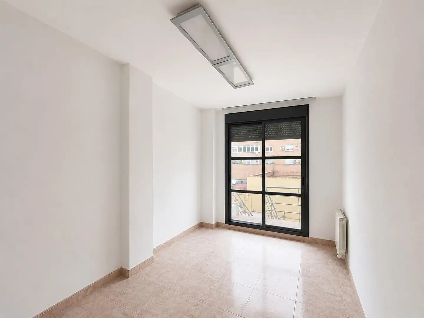 Flat for rent in Paseo CURAS DE LOS, Reyes Católicos
