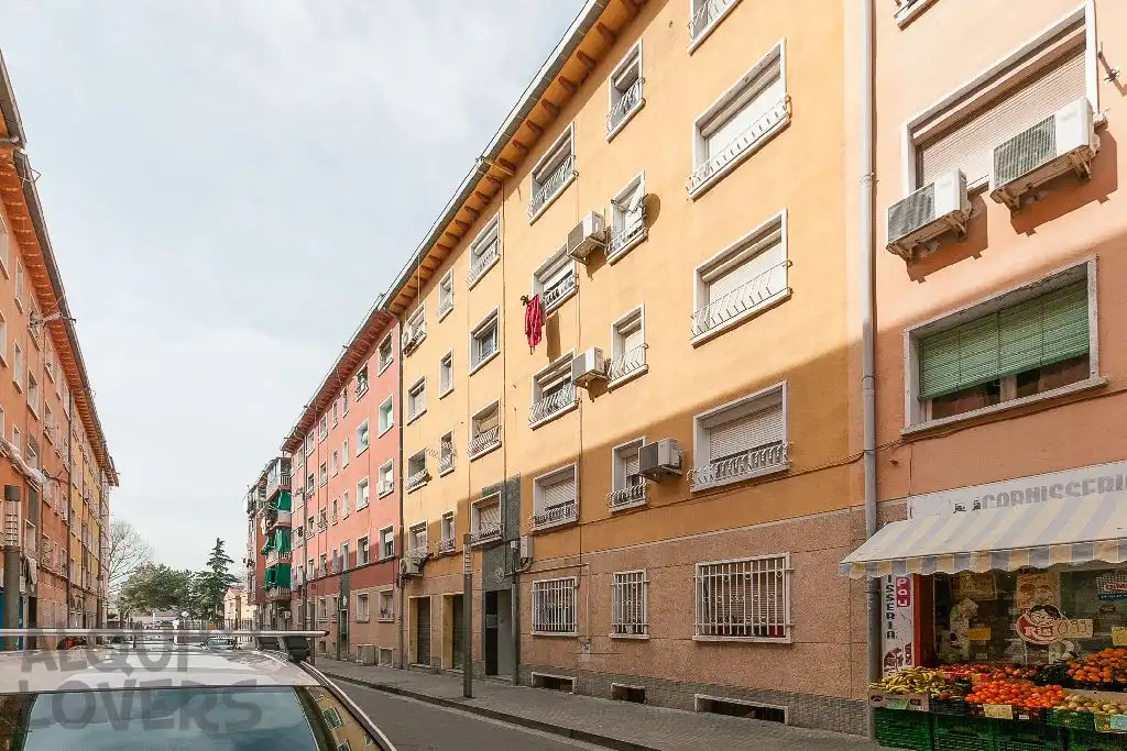 Exterior view of Flat for sale in Mollet del Vallès  with Heating, Parquet flooring and Oven
