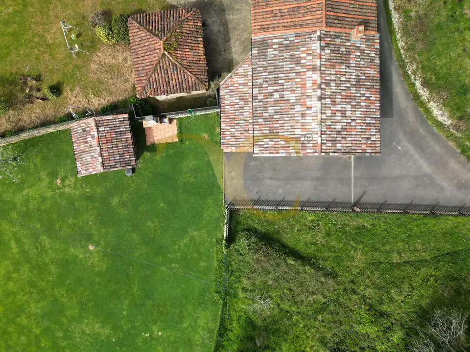 Casa o chalet en venta en Ribadesella con Calefacción, Jardín privado y Trastero