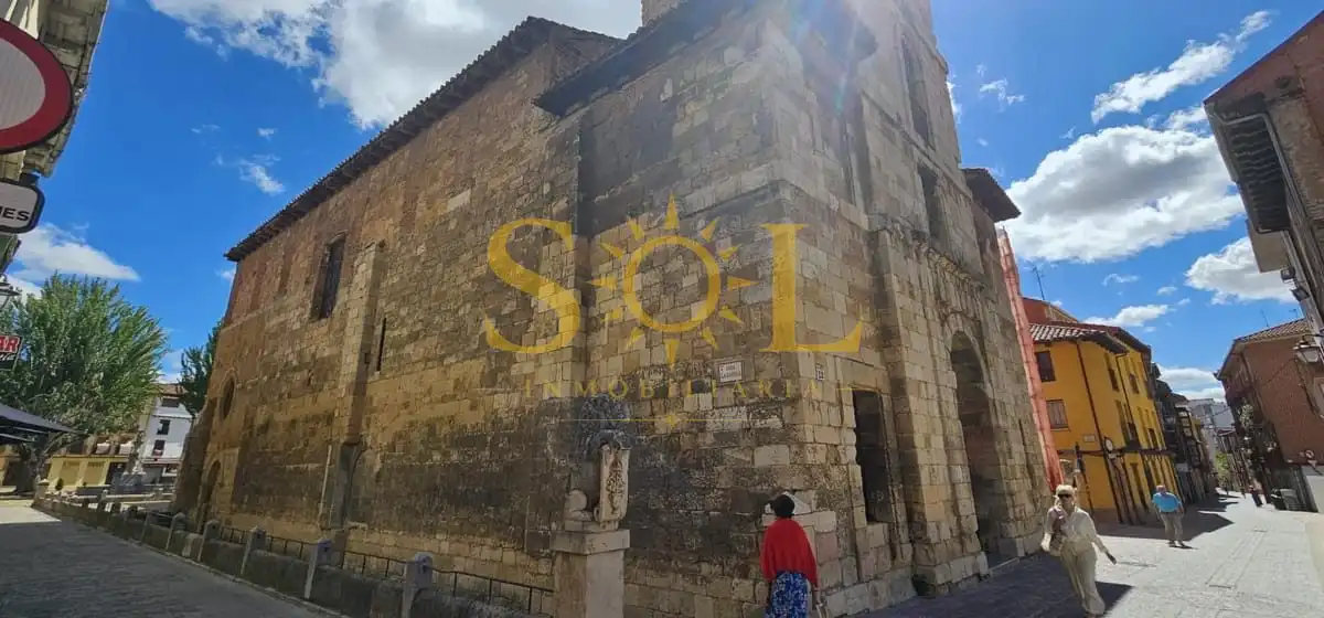 Immobles singulars en venda a Casco Antiguo, imagen 18