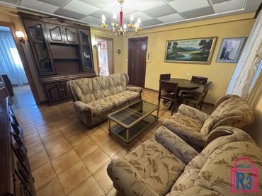 Pis amb ascensor en venda a Maestro Nicolás