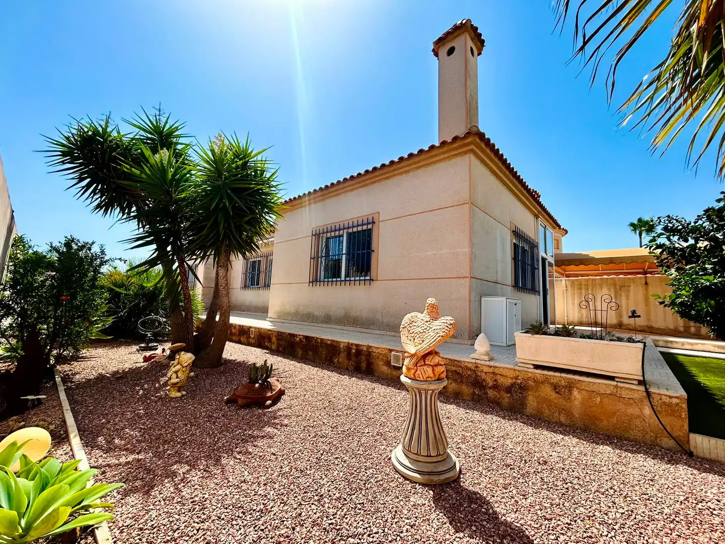 Vista exterior de Casa o xalet en venda en Torrevieja