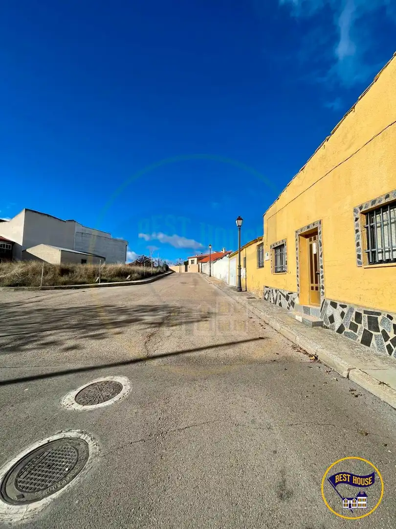 Außenansicht von Residential zum Verkauf in Arcas del Villar