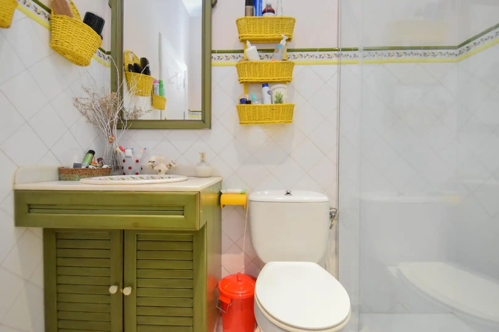 Bathroom of Buildings for sale in Almuñécar