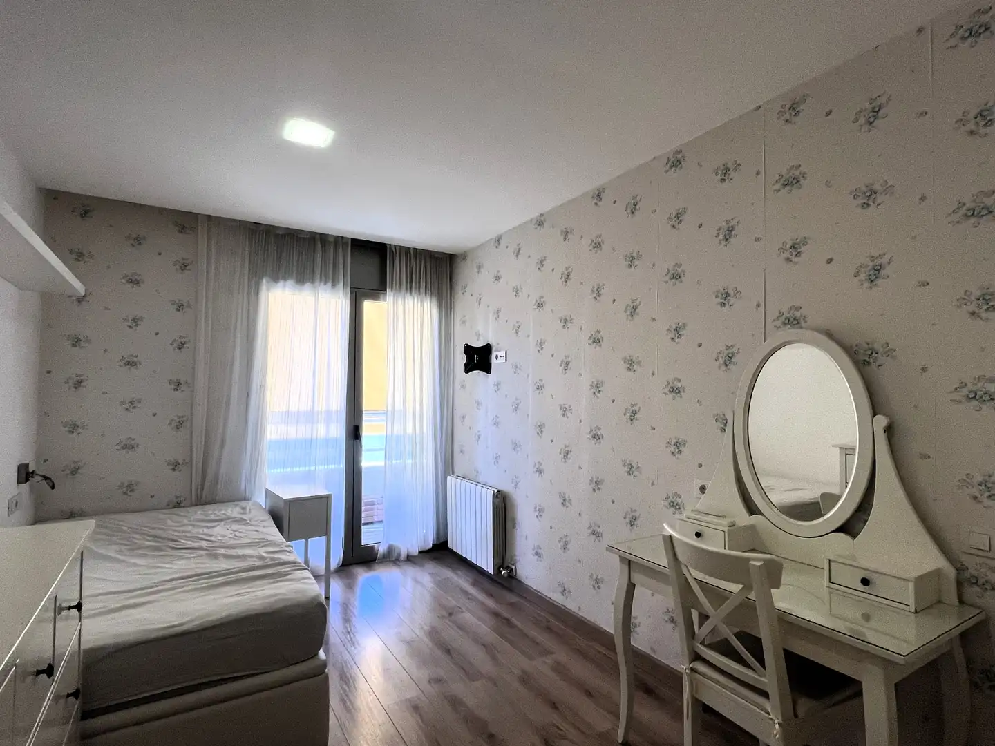Casa adosada en venta en Carrer de les Colomeres, 84, Centre - Estació