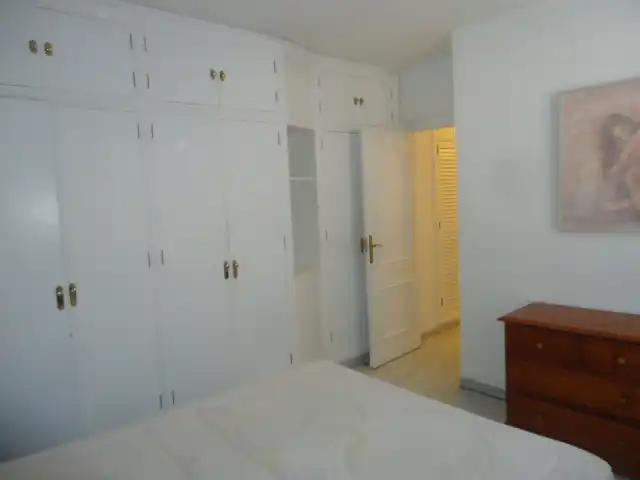 Habitación de Dúplex de alquiler en Granada con Calefacción, Terraza y Amueblado