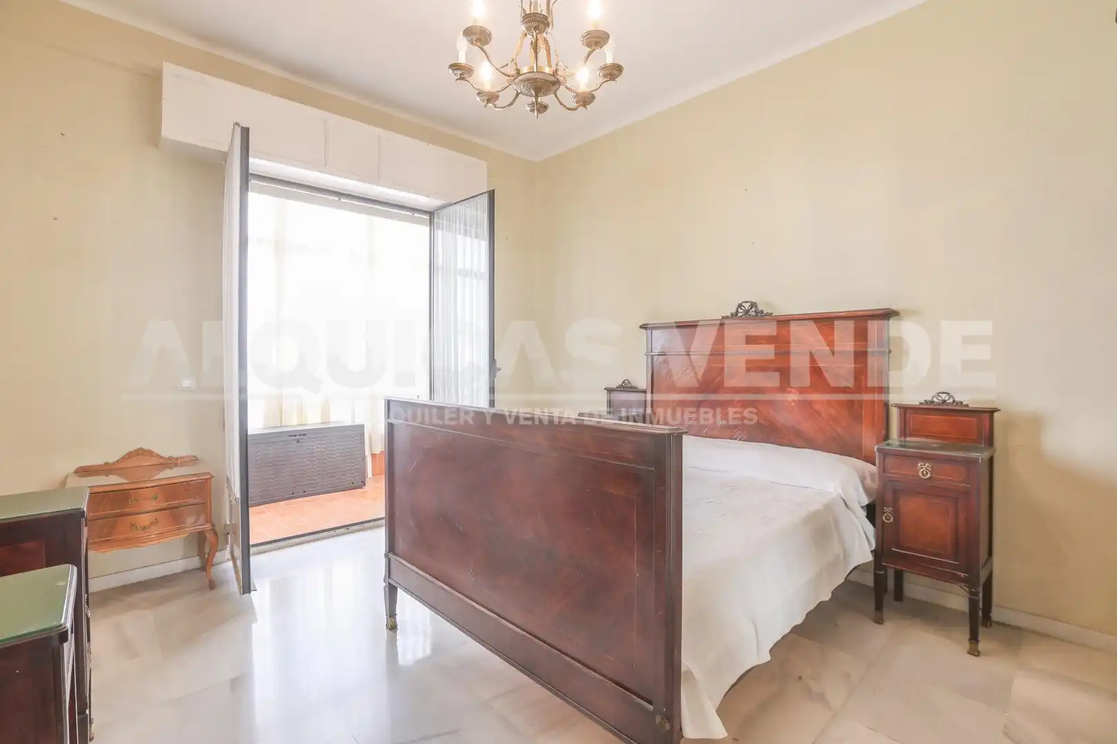 Flat with balcony for sale in Los Remedios, imagen 24