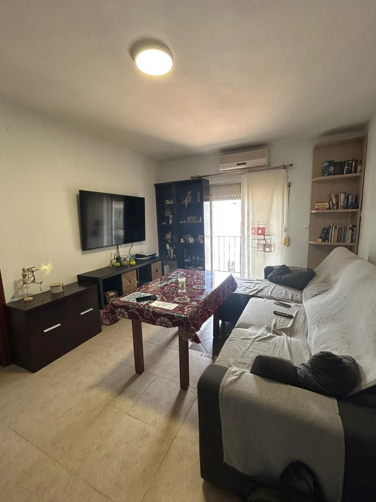 Sala de estar de Piso en venta en Antequera con Aire acondicionado, Trastero y Balcón