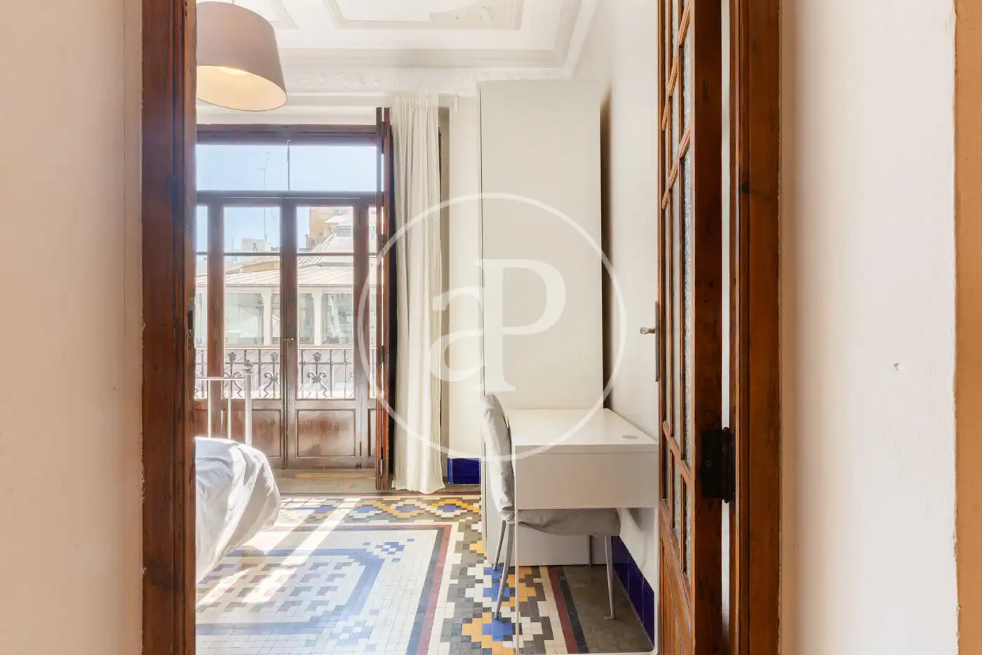 Flat with terrace to rent in C/ de la Corona, imagen 9
