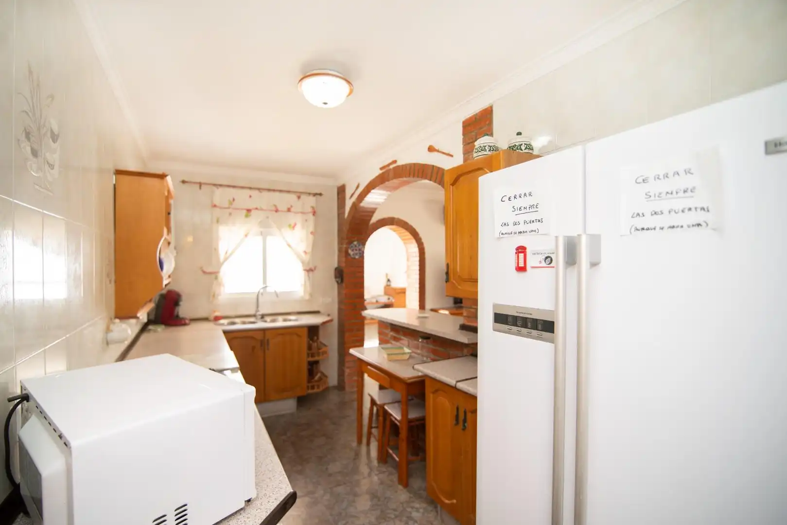 Kitchen of Houses for sale in Chiclana de la Frontera  with Air Conditioner, Private garden and Storage room