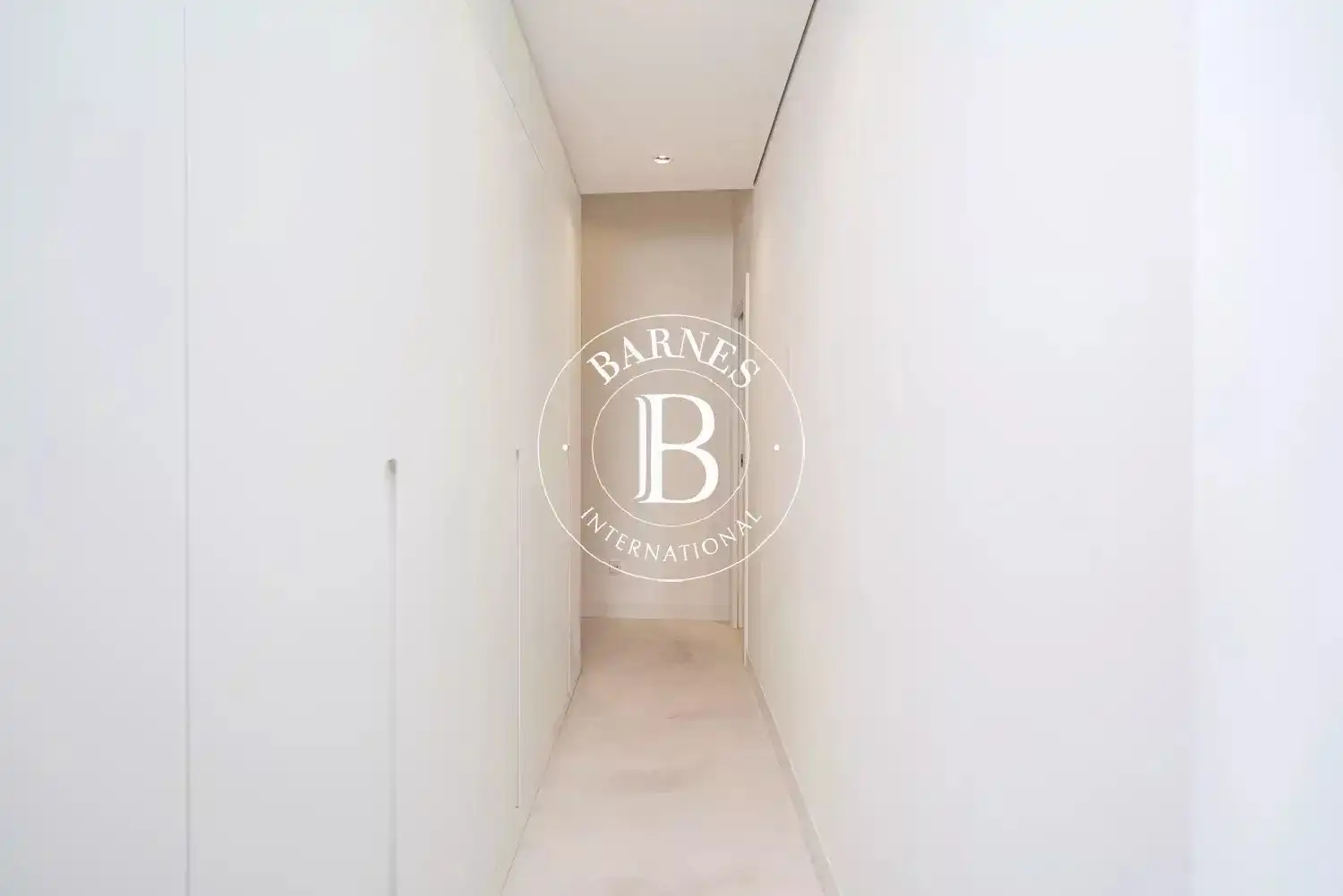 Flat for rent in Madrid  with Air Conditioner, Heating and Storage room