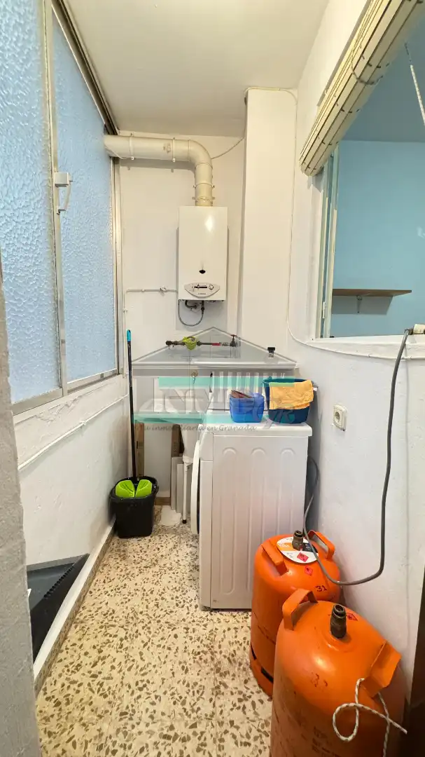Balcony of Flat for share in Granada  with Heating, Furnished and Oven