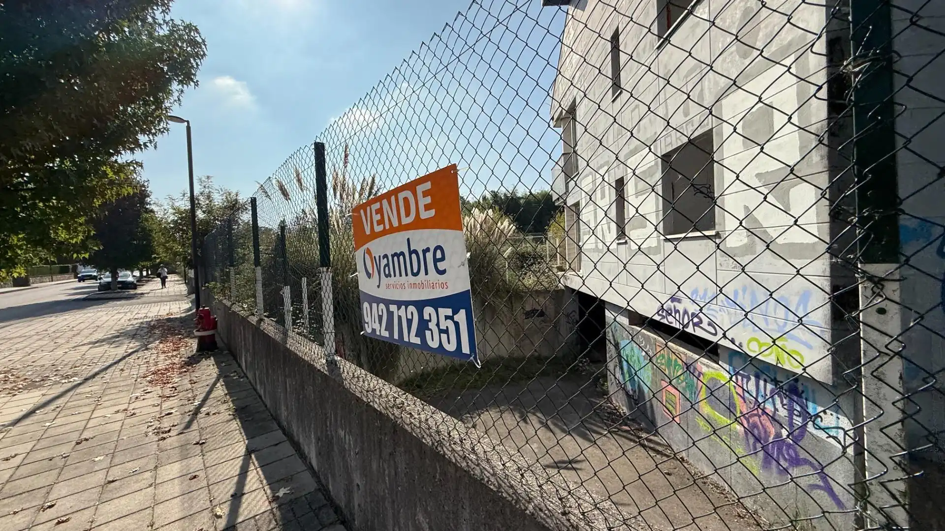 Außenansicht von Gebäude zum Verkauf in Castañeda
