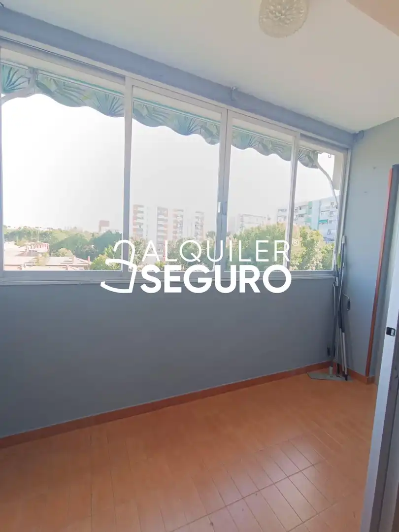Bedroom of Flat for rent in Madrid  with Air Conditioner, Heating and Terrace