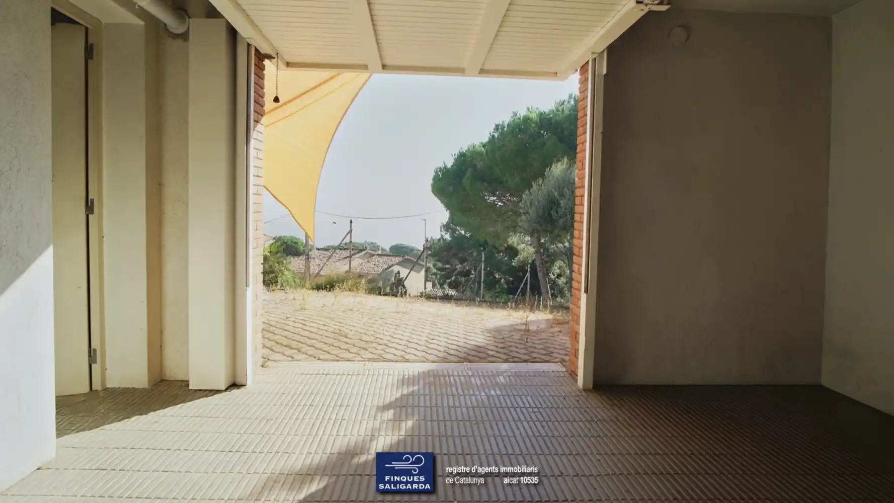Parking de Casa o chalet en venta en L'Ametlla del Vallès con Calefacción, Terraza y Trastero