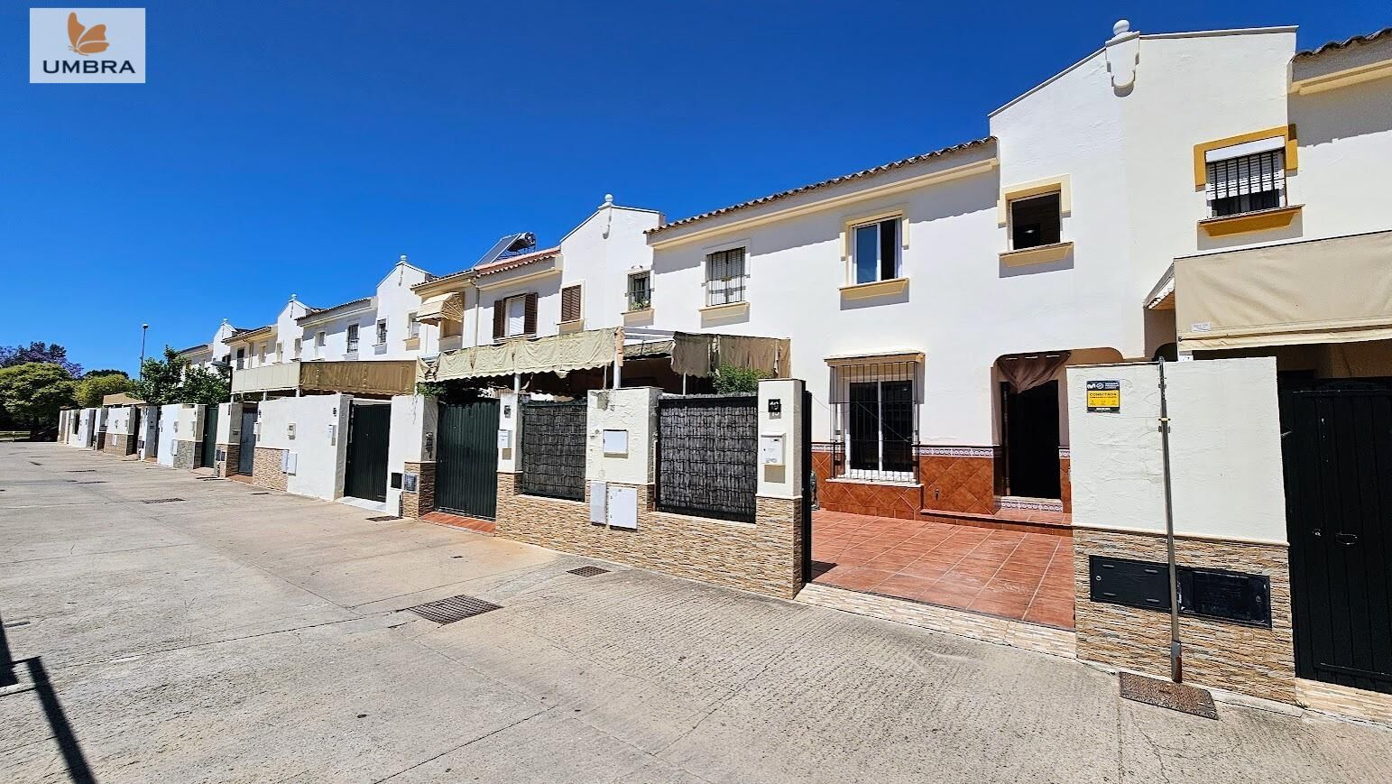 Exterior view of Single-family semi-detached for sale in Jerez de la Frontera  with Heating