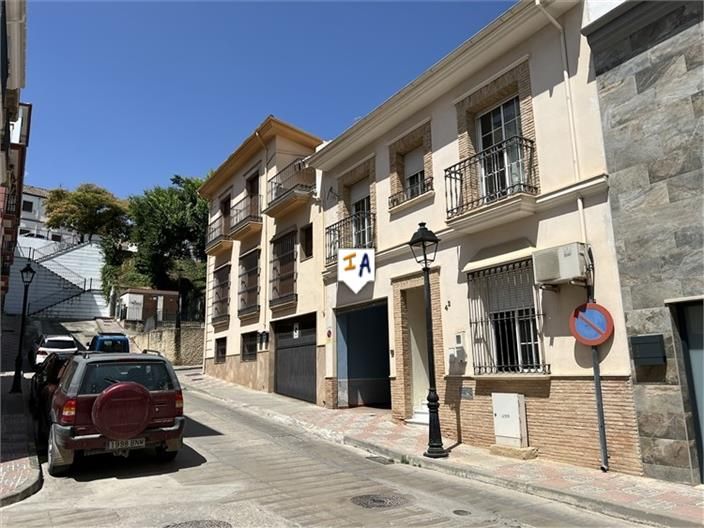 Exterior view of Single-family semi-detached for sale in Priego de Córdoba  with Air Conditioner and Storage room