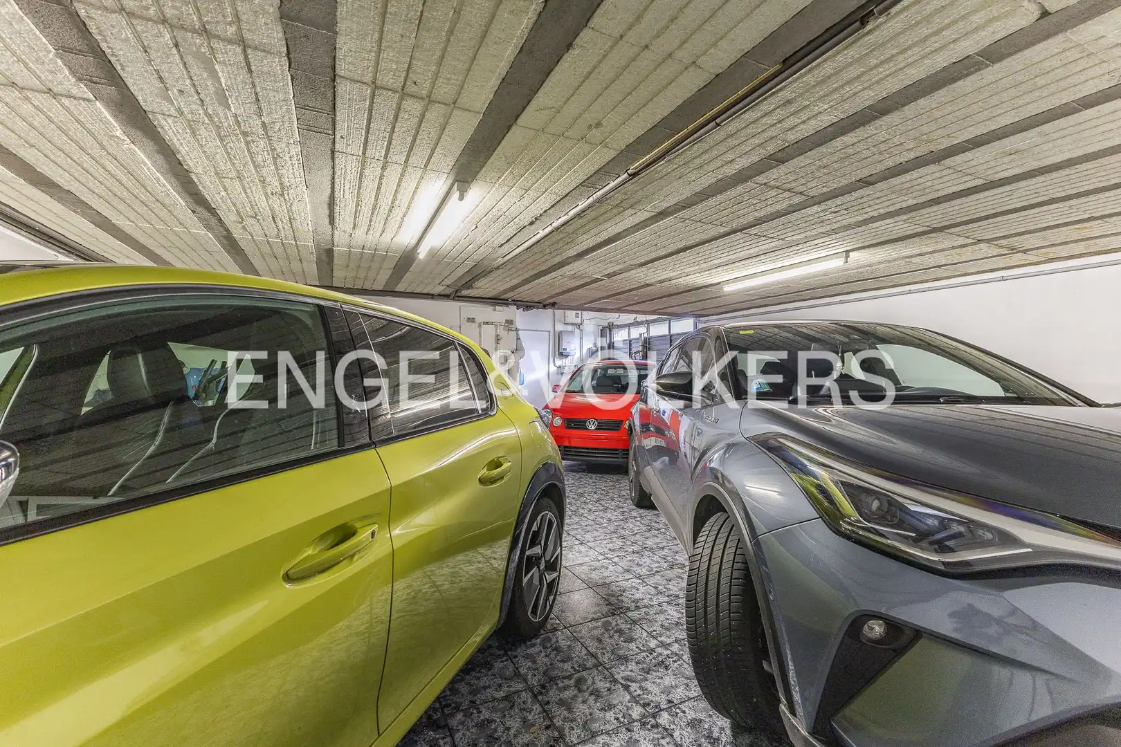 Parking de Casa o chalet en venta en Castellar del Vallès con Aire acondicionado, Calefacción y Jardín privado