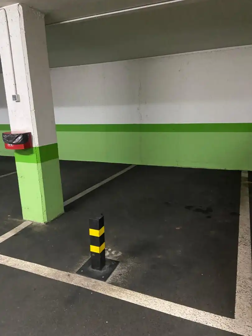 Aparcament de Garatge en venda en Llanera